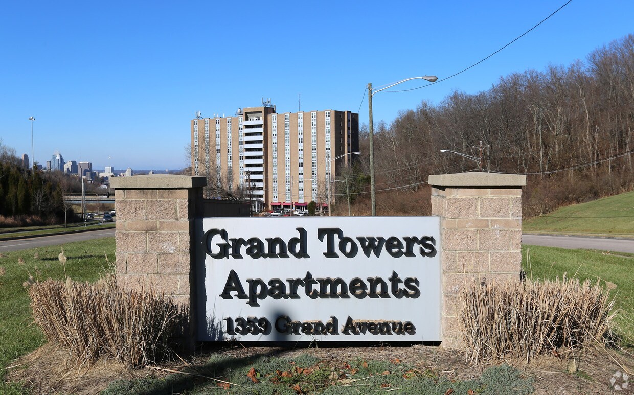 Building Photo - Grand Towers Apartments