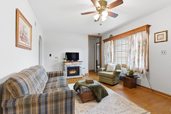 Sala de estar - 1144 Madison St