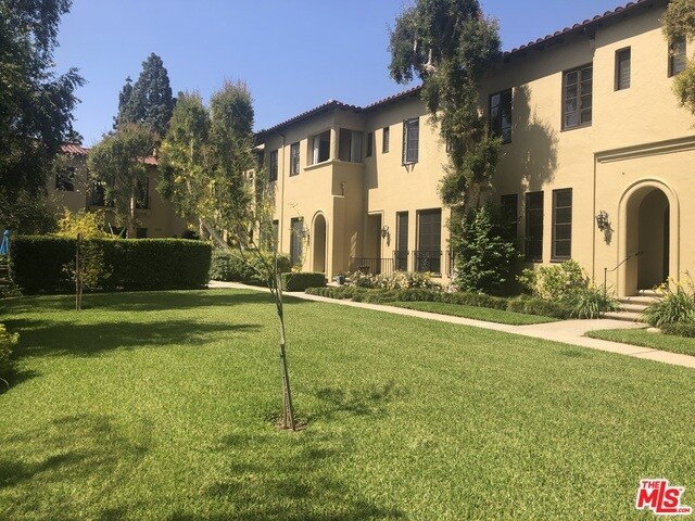 Building Photo - 232 S Orange Grove Blvd