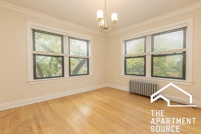 Building Photo - 209 Kedzie St