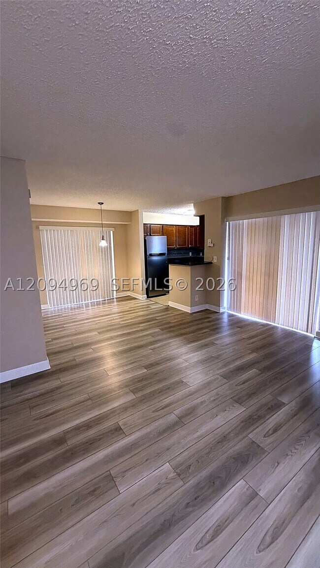 Building Photo - 7640 Westwood Dr