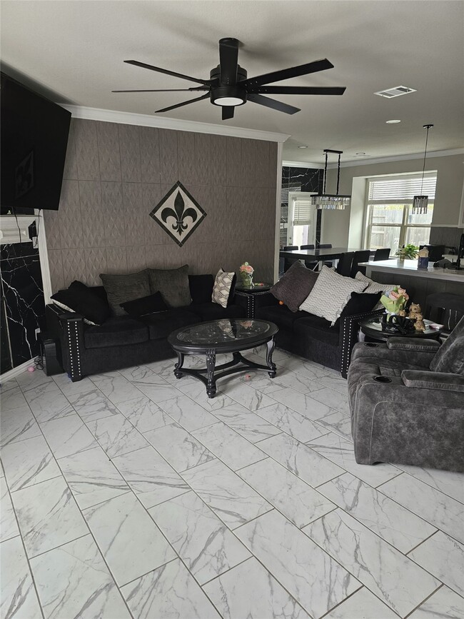 Foto del edificio - 100 Wedgewood Trce Ln