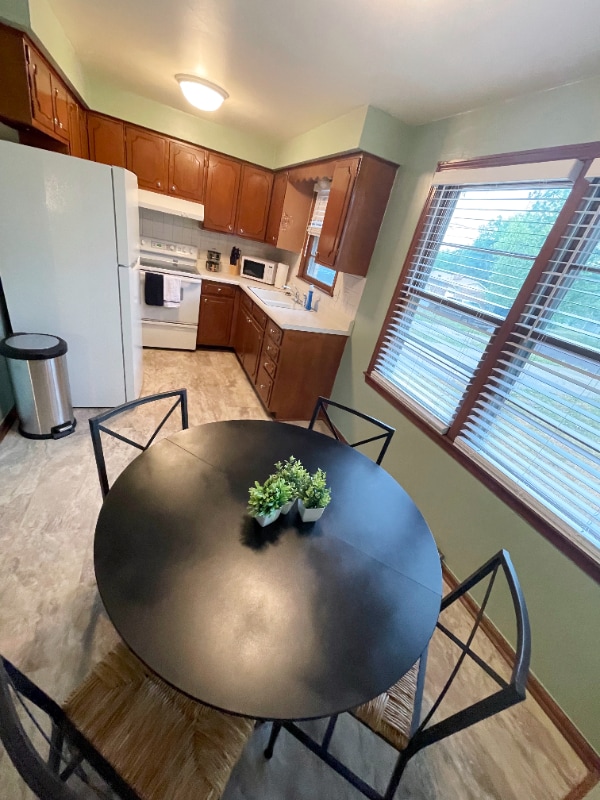 Building Photo - 2417 Quail Dr