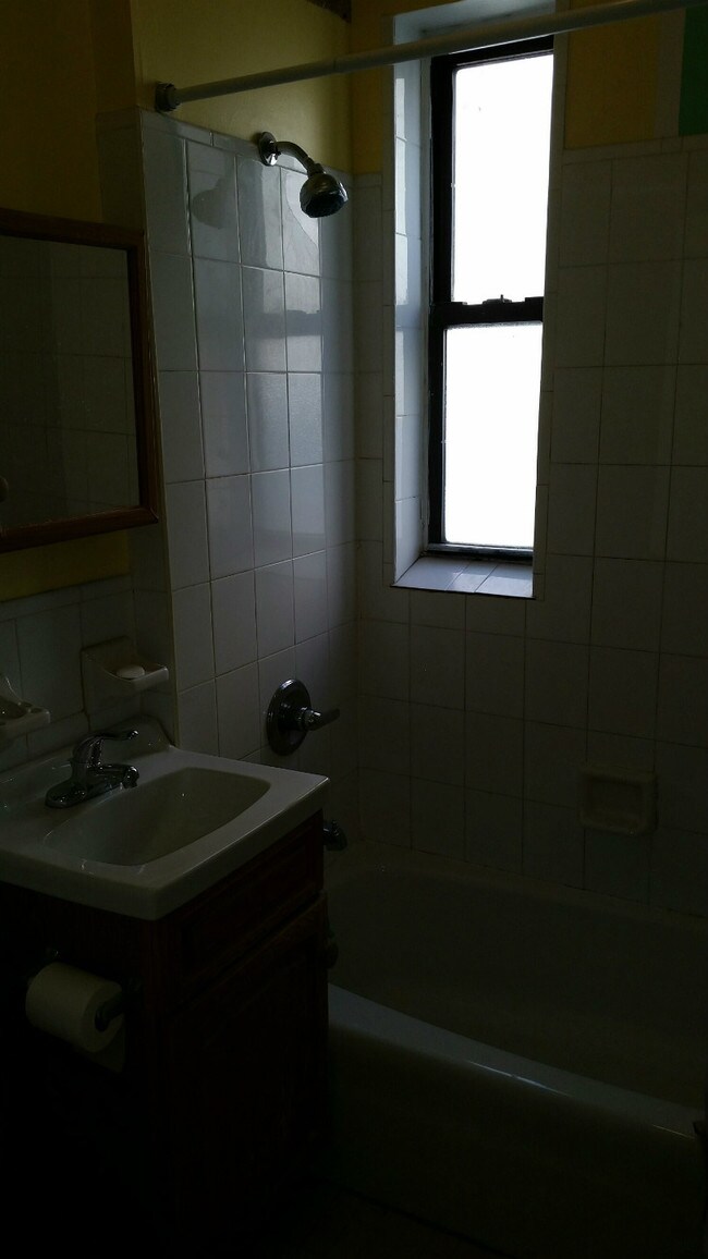 Foto del edificio - 3038 30th St