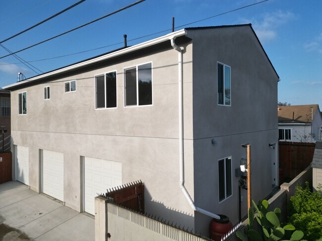 Foto del edificio - 11235 S Hobart Blvd