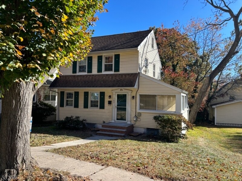 Primary Photo - 95 Pasadena Pl