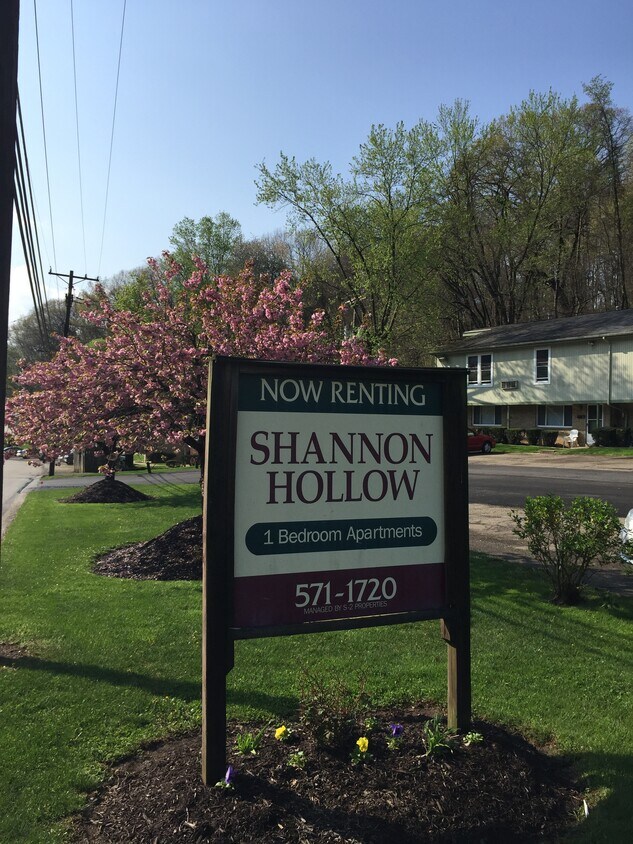 Foto principal - 821 Sleepy Hollow Rd