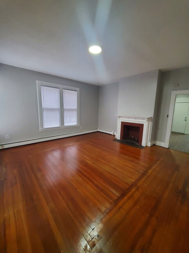 Foto del edificio - 314 Howard Ave