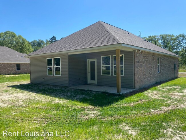 Building Photo - 4 br, 2 bath House - 51201 River Bend Drive