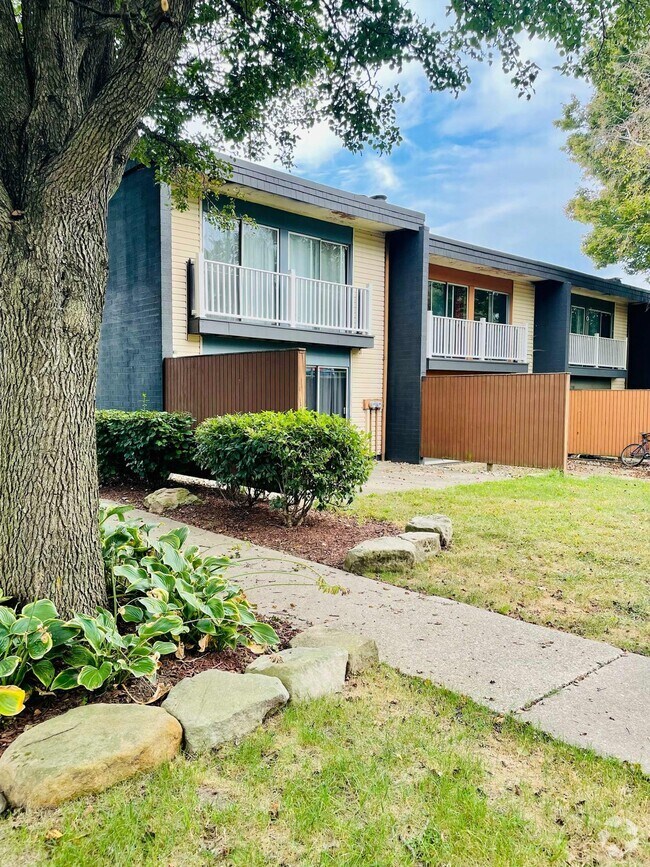 Apartments Around Kent State University
