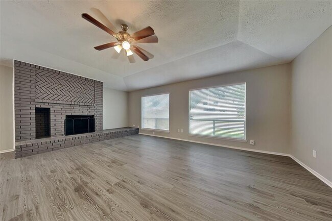 Foto del edificio - 4819 Bridgeville Ln