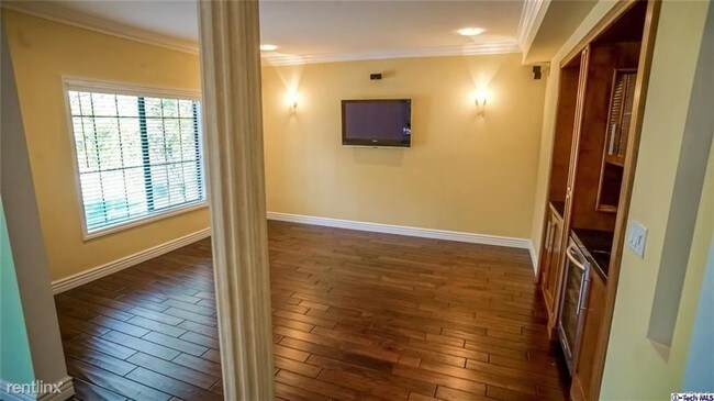 Building Photo - 2 br, 2 bath Condo - 1422 N Central Ave Apt 4