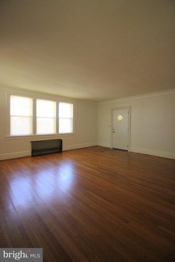 Foto principal - 4800 Damascus Rd