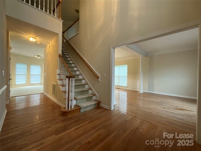 Foto del edificio - 10411 Rougemont Ln