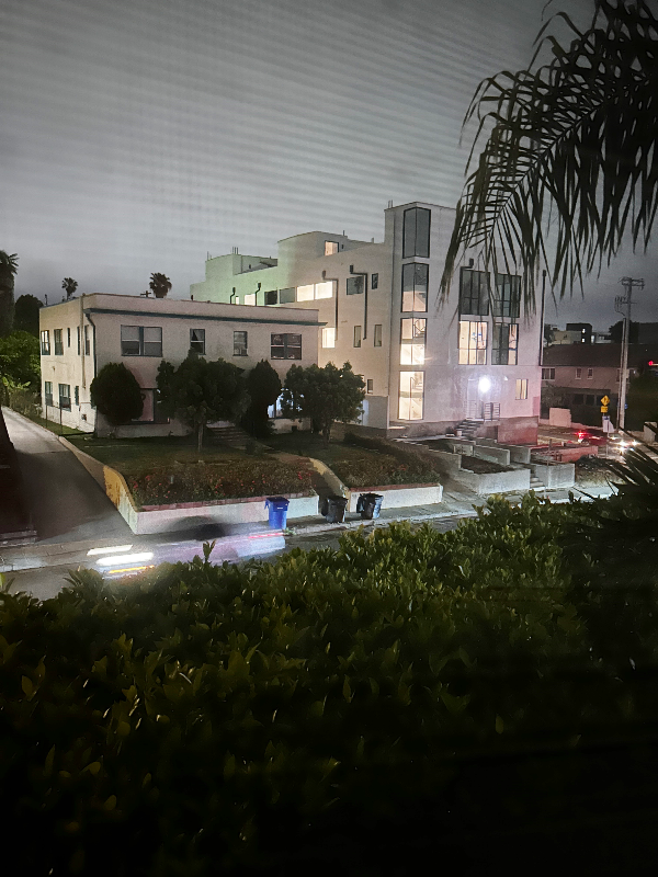 Building Photo - 4800 Beverly Blvd