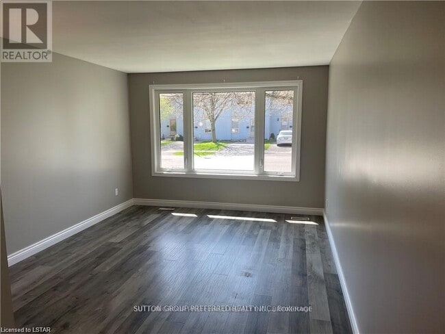 Photo du bâtiment - 87 Monmore Rd