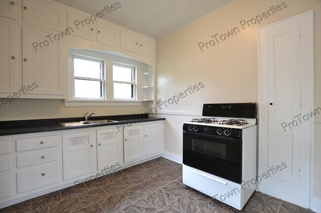 Foto del edificio - 801 N Bluff St