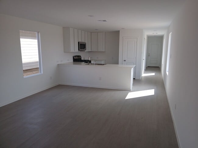 Building Photo - 7634 Barcelo Way