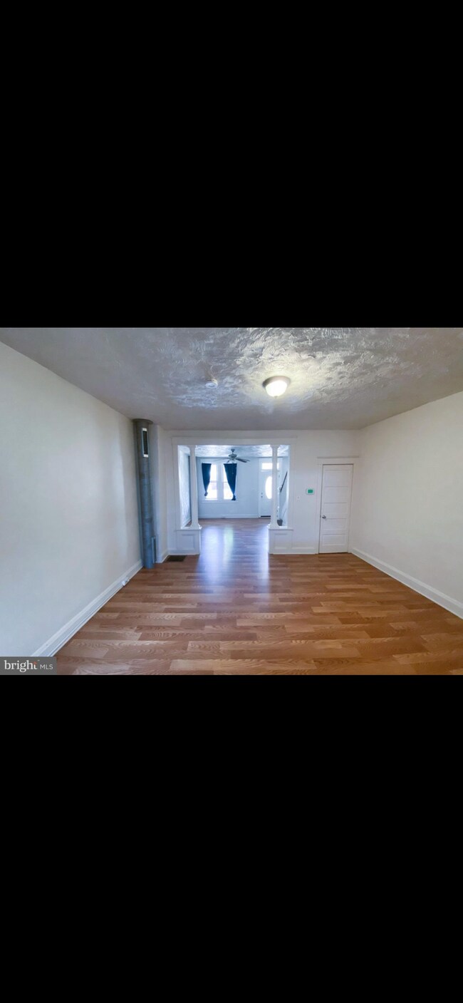 Dining Room - 1208 N Ellwood Ave