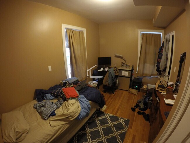 Foto del edificio - 8 Saint Lukes Rd