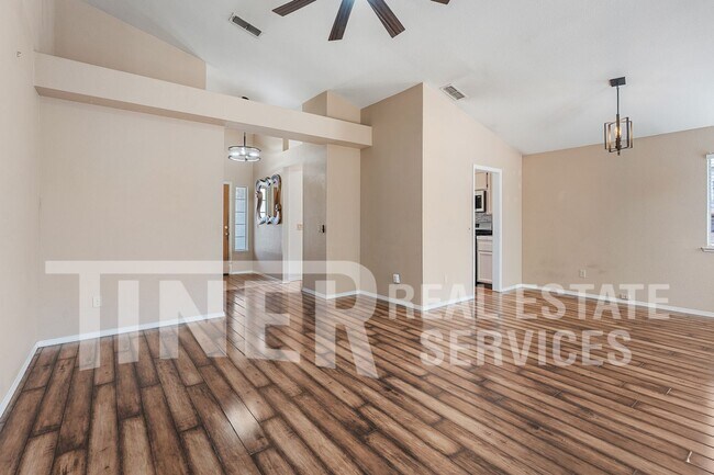 Foto del edificio - 1218 Chablis Cir