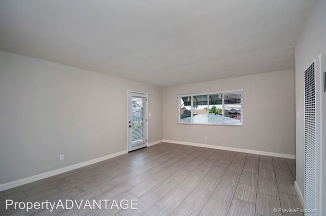 Building Photo - 4455-4461 52nd St