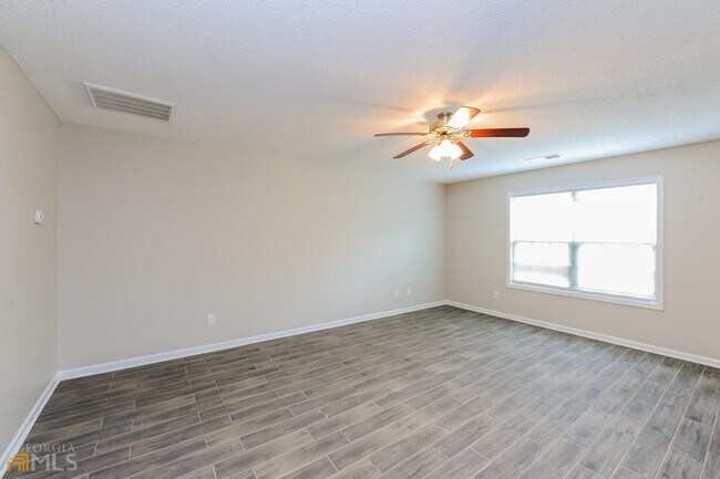 Building Photo - 48 Gilliam's Xing SW