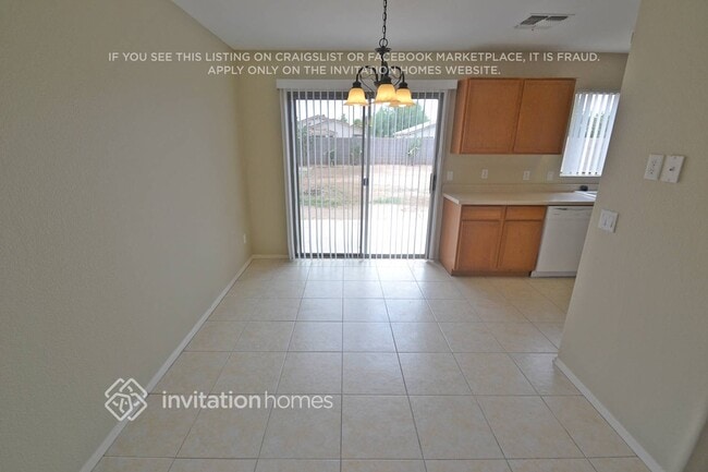 Foto del edificio - 6225 W Warner St