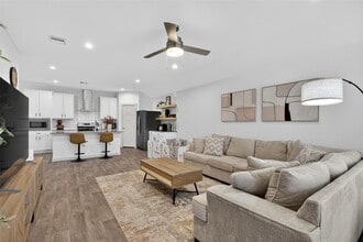 Building Photo - 12812 Tokenhouse Ln