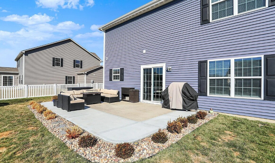 Building Photo - More Space, Less Stress – Avon Living Done Right