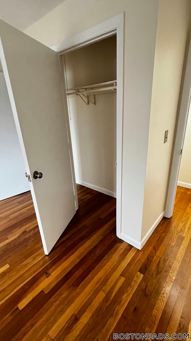 Foto del edificio - 66 Homer Ave