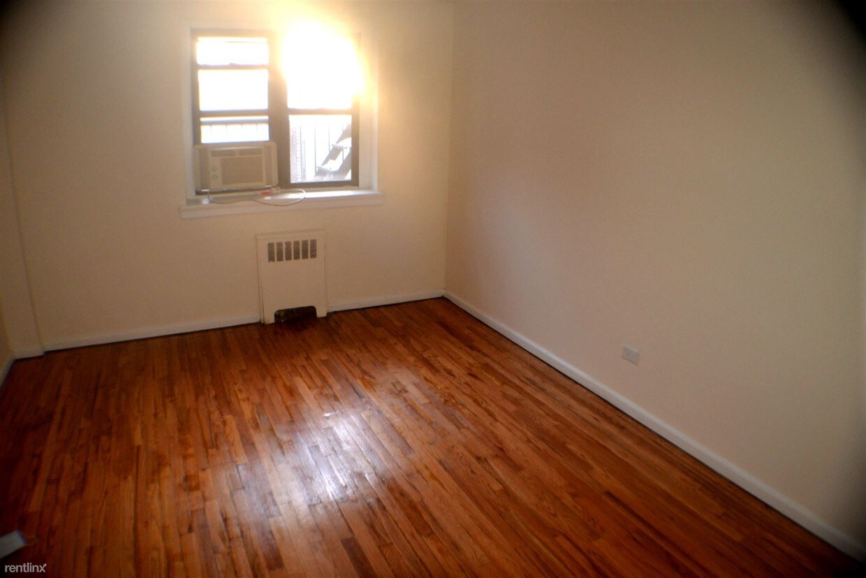 3281 35th St, Astoria, NY 11106 House for Rent in Astoria, NY