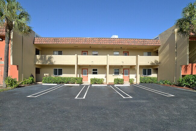 Foto del edificio - 829 Camino Rd
