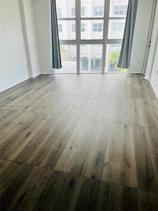 Foto del edificio - 1228 West Ave
