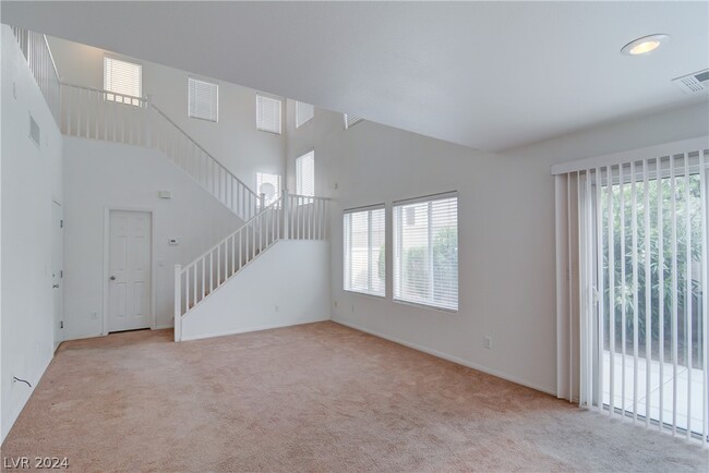 Building Photo - 2753 Kona Crest Ave