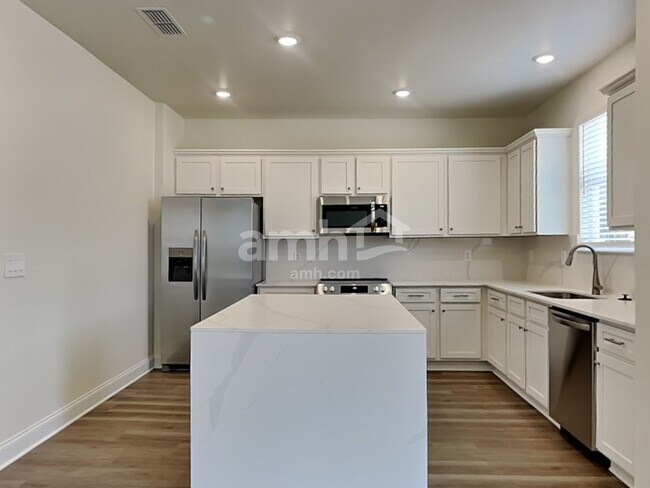 Foto del edificio - 3099 Ansley Place Rd