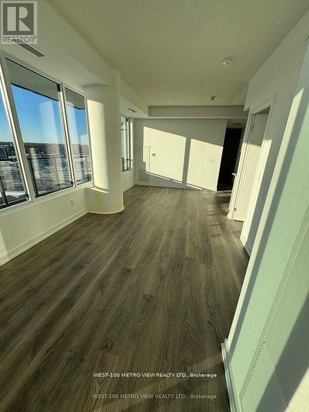 Photo du bâtiment - 1435 Celebration Dr