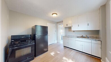 Building Photo - 1371 W 85th St