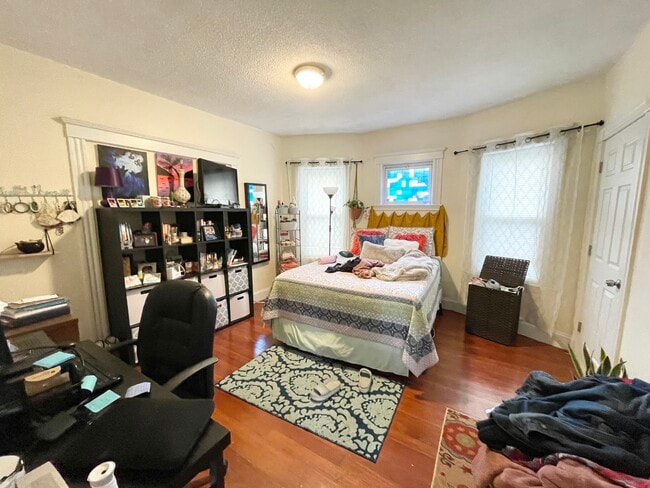 Building Photo - 20 Eastman St