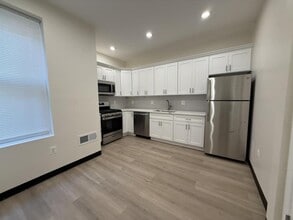 Building Photo - 2078 Druid Park Dr