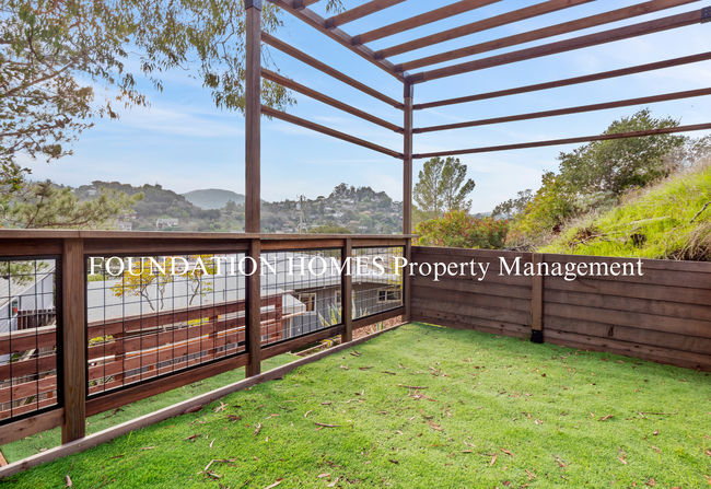 Building Photo - VIDEO - Sun Valley Mid-Century Stunner - A...