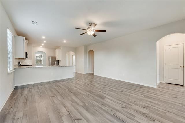 Building Photo - 2004 Penaflor Dr