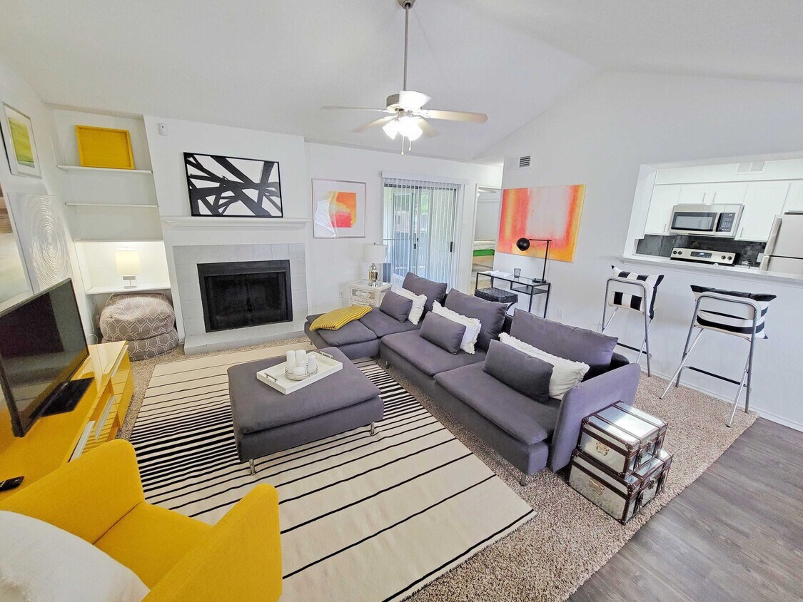 Foto principal - Bear Creek at Harwood Apartments