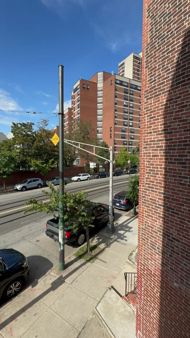 Building Photo - 848 Huntington Ave