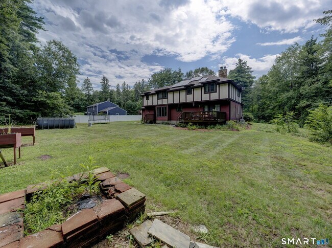 Foto del edificio - 522 Springfield Rd