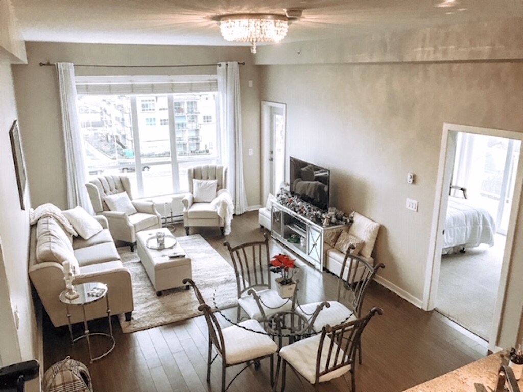 Photo principale - 6460 194 St