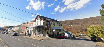 Building Photo - 801 W Shamokin St