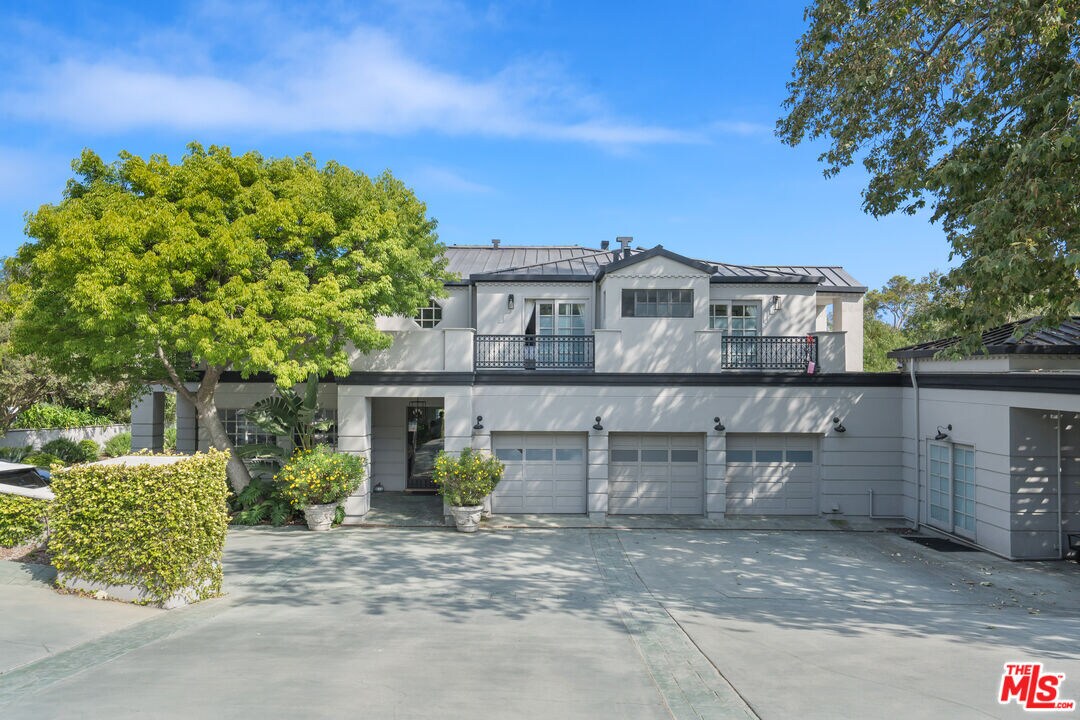 Foto principal - 28600 Pacific Coast Hwy