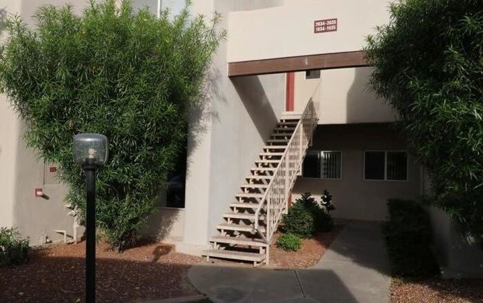 Foto principal - 2/2 condo for rent in Scottsdale Mission. MM