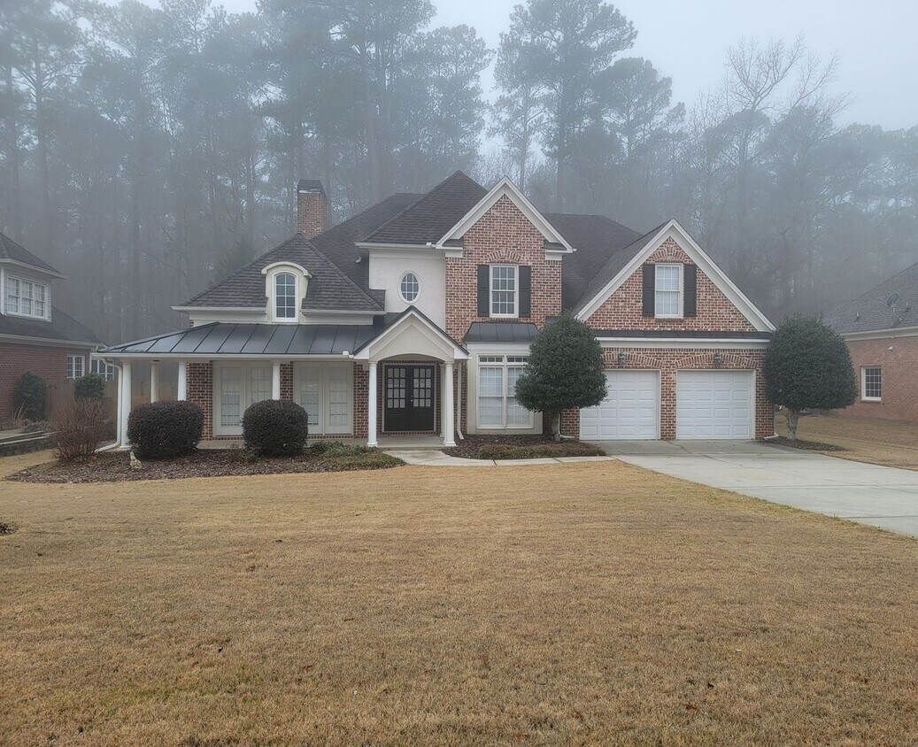 Foto principal - Wonderful 5 Bed/4 Bath Peachtree City Home...